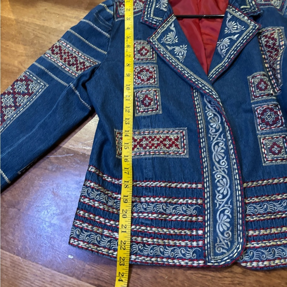 Coldwater Creek Embroidered Denim Jacket Women’s Large Boho Folk Festival - Picture 14 of 15